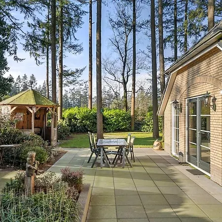 Rustig Boshuis Lunteren, Veluwe, Tuin En Haard Ferienhaus *